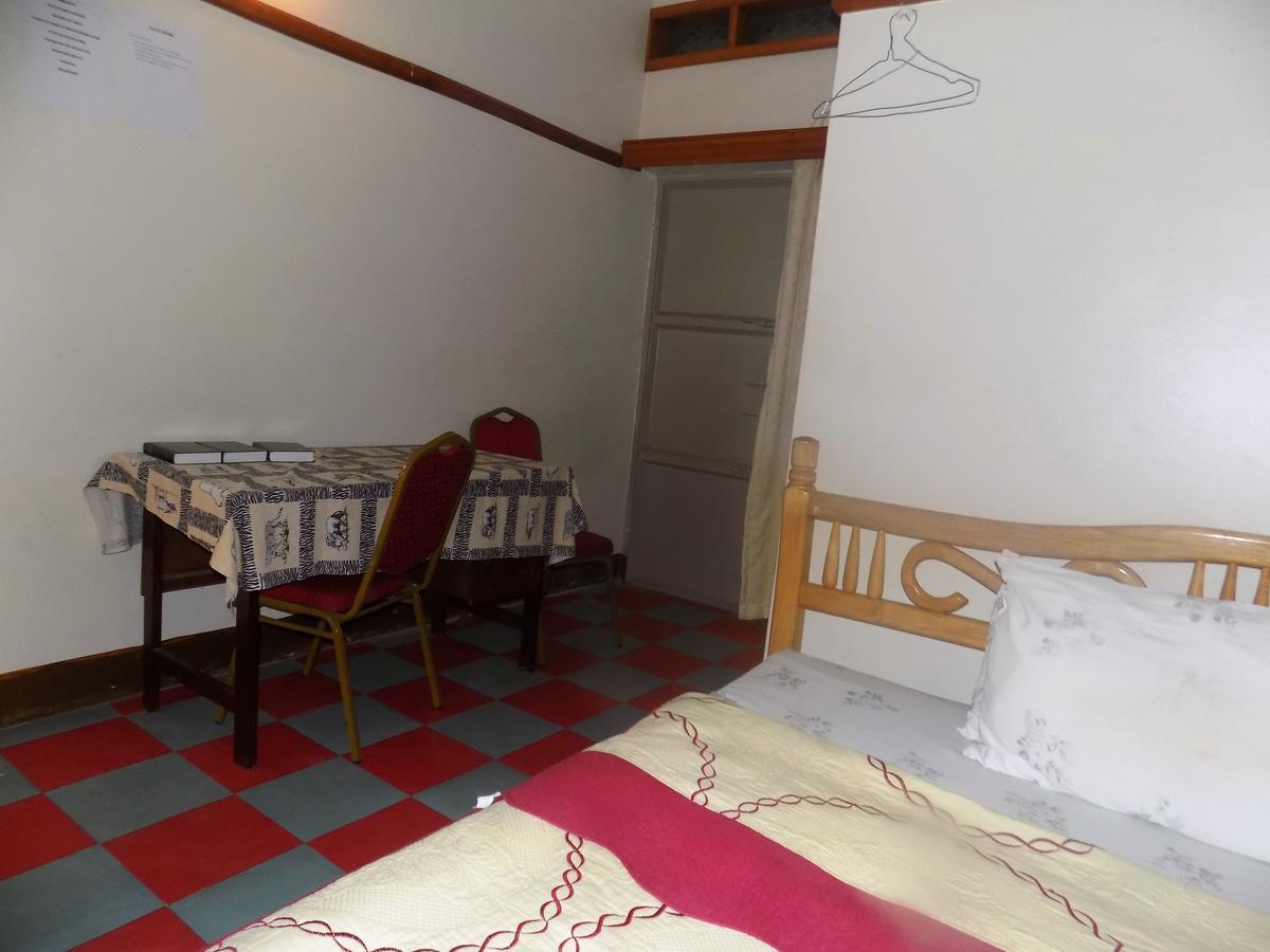 Rhino Motel Mbarara Exterior foto